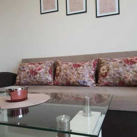 апартамент в подножието на стария град